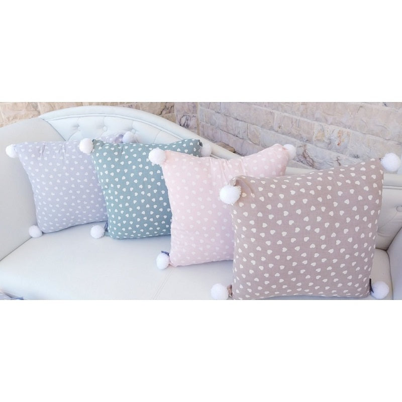 ΜΑΞΙΛΑΡΙ ME ΚΑΡΔΙΕΣ & POM POM 40x40cm